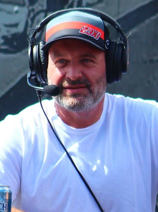 Tom Segura comedian headshot - boycott campaign for performing in Saudi Arabia